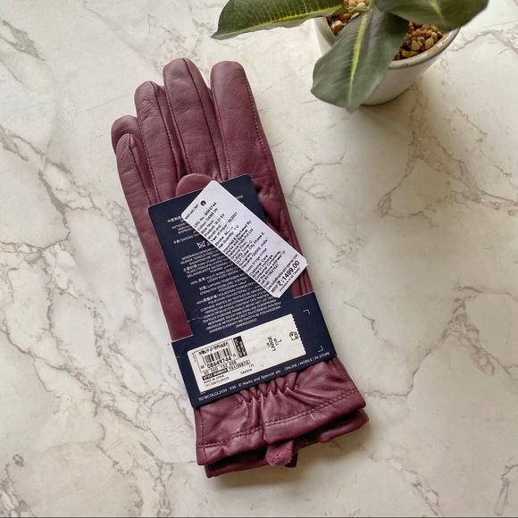 Marks and Spencer Fine Leather Gloves - Damson Color - Picture 2 of 5